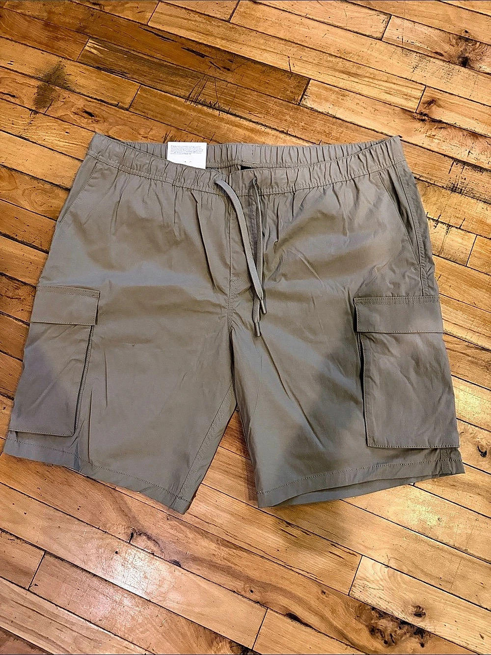 H&M Regular Fit Nylon Cargo Shorts Brown XXL